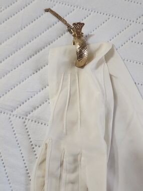 Vintage Pineapple Gold-Tone Glove Clip